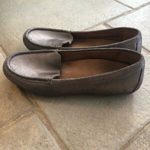 Vionic Debbie Slip On Loafer Crackled Metallic Silver Driver Moccasin 10